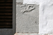 Akebäck kyrka, Gotland. Korportalens relief från 1100-talet.
